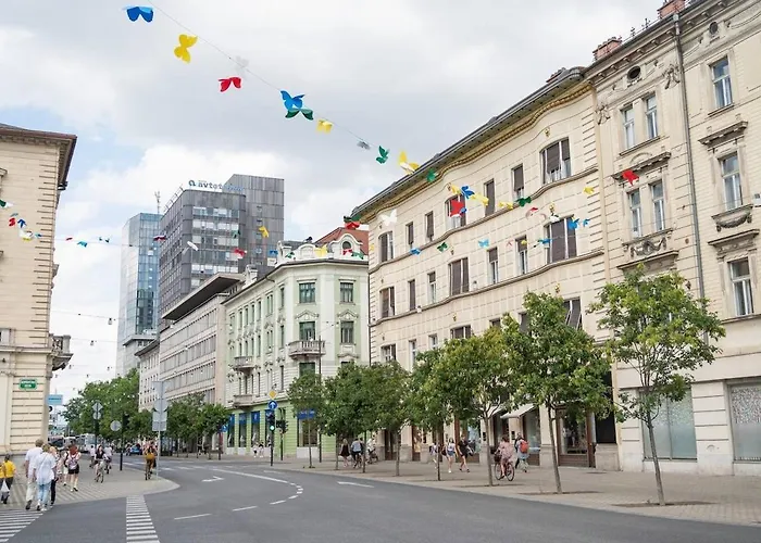 Two-bedroom 아파트 *