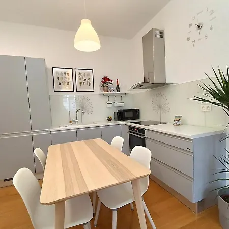 Two-bedroom לובליאנה